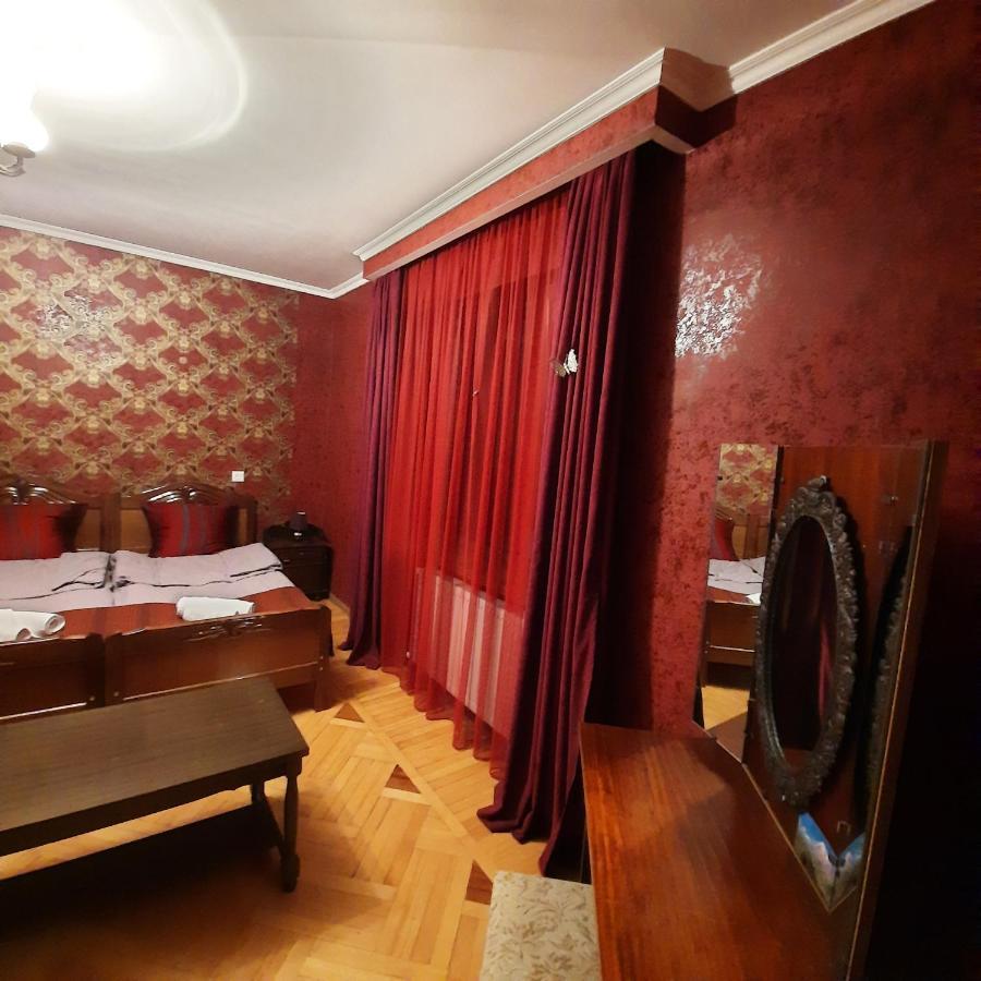 Gio-Nika Hotel Kazbegi Bagian luar foto