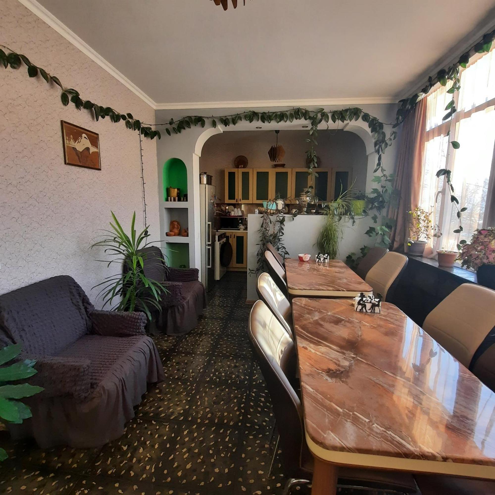 Gio-Nika Hotel Kazbegi Bagian luar foto