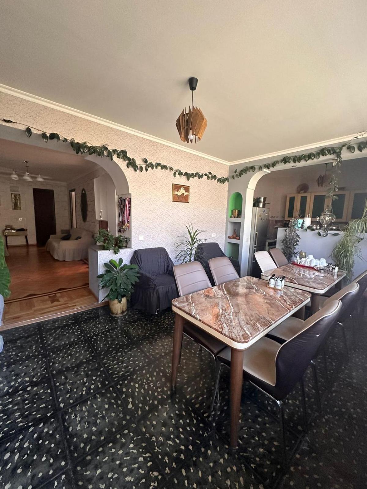Gio-Nika Hotel Kazbegi Bagian luar foto